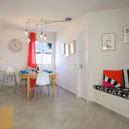 Xana Villa